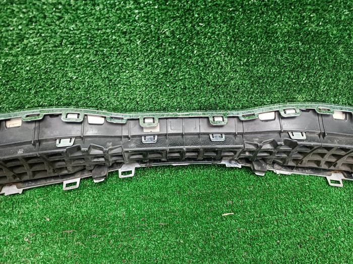 Решетка радиатора KIA Rio 4 X-Line (2017-2020)