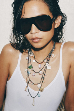 ZARA НАБОР ИЗ 4 ОЖЕРЕЛИЙ С БУСИНАМИ И РАКОВИНАМИ, СЕРЕБРИСТЫЙ