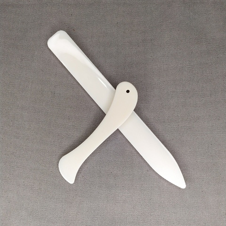 Гладилка пластик