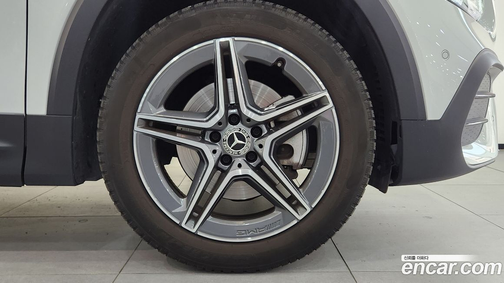 Mercedes-Benz GLB-Class X247 GLB250 4MATIC (12.2022)