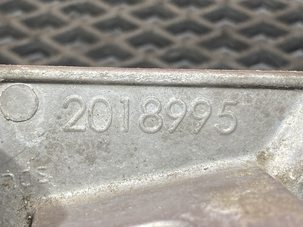 Ручка двери внутренняя левая 2020г