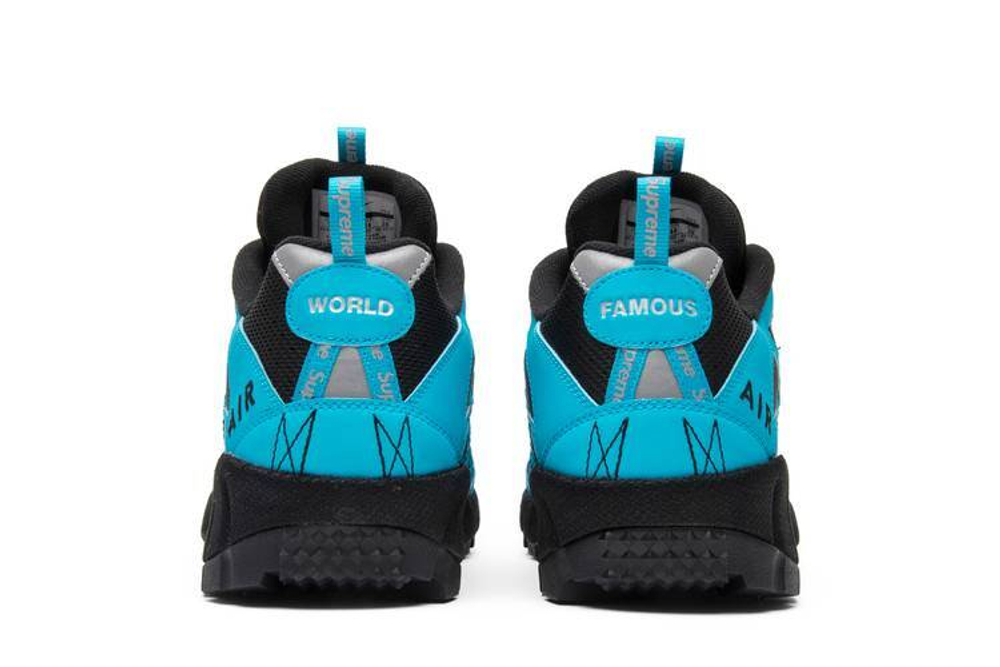 Nike supreme humara store