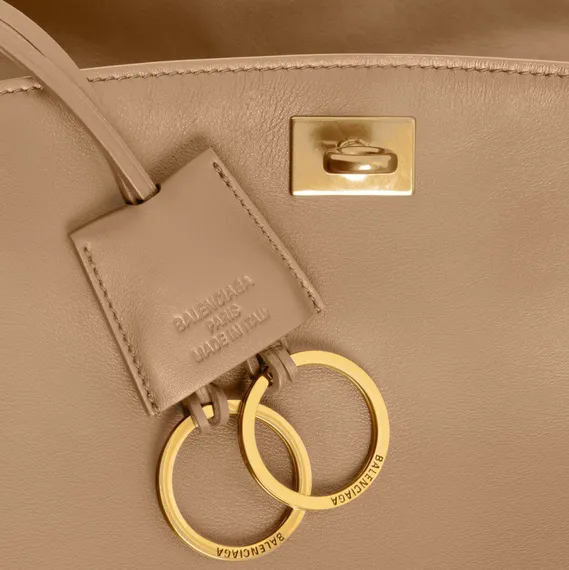 BALENCIAGA RODEO HANDBAG Бежевый