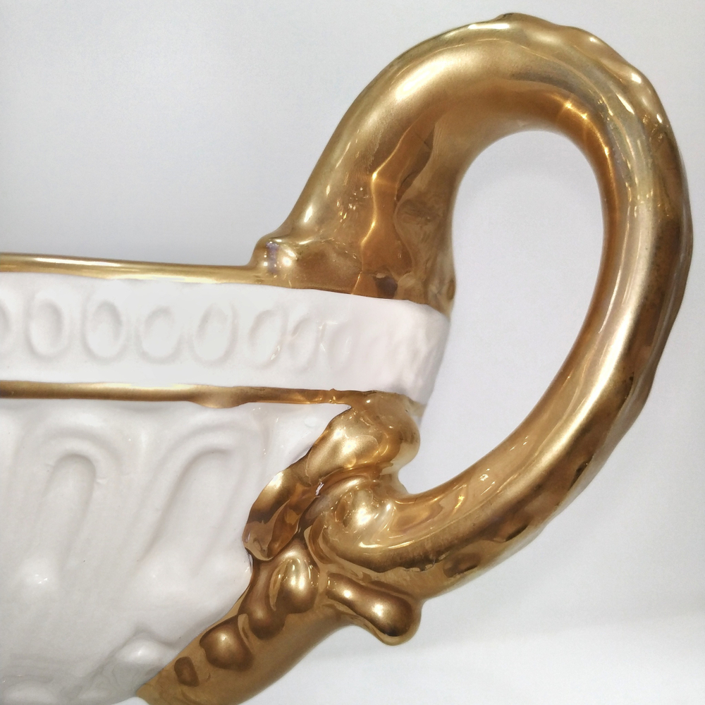 Чаша с ручками