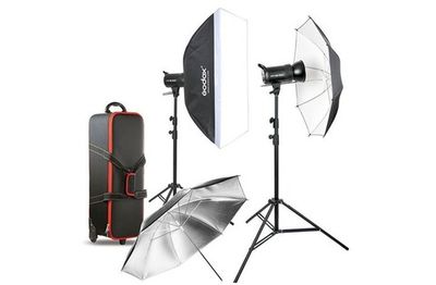 Комплект студийного света Godox SK300II-E