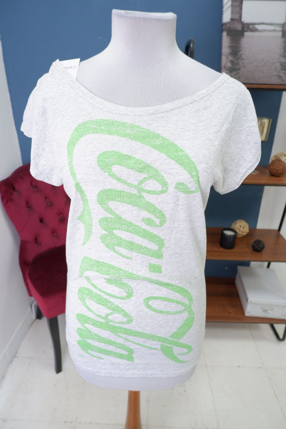 Футболка Carmelot серая 44 размер