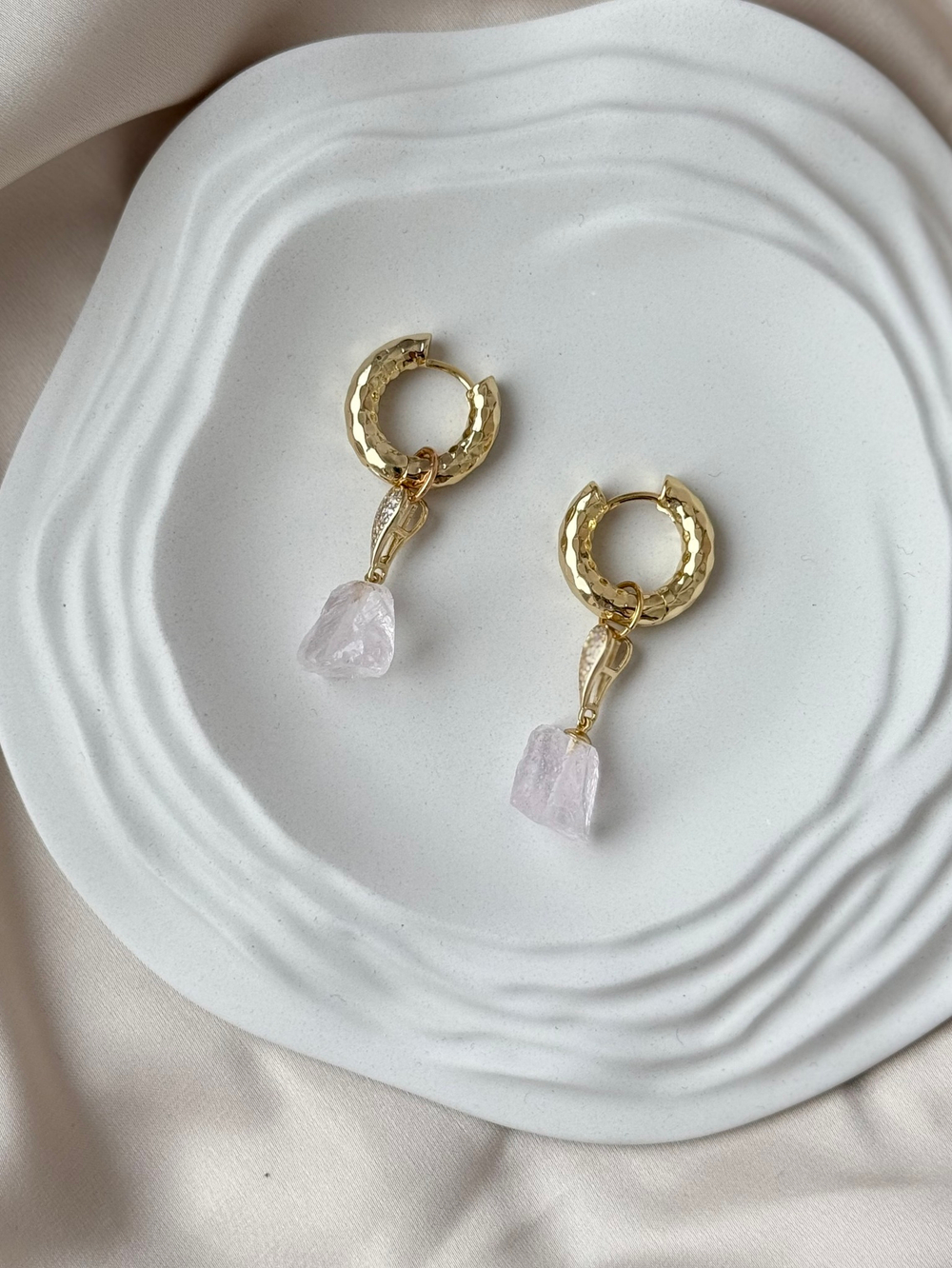Серьги из кварца