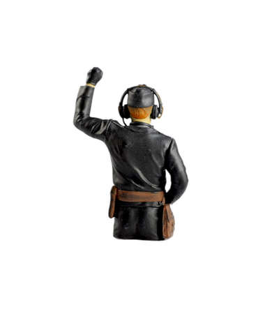 Фигурка. немецкий танкист 4, 1/16