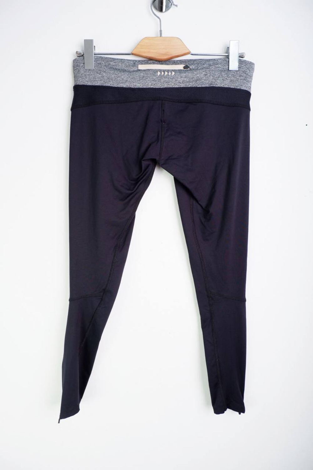 Лосины Pull&Bear для спорта, маркировка L, визуально на 48 размер