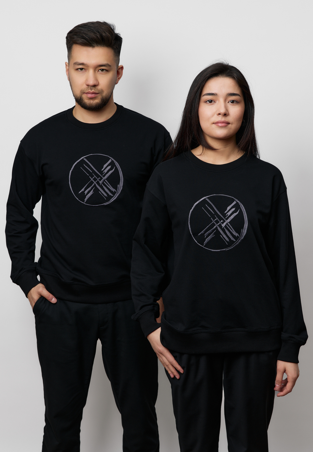 Свитшот SHANYRAQ BLACK