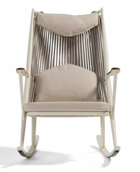 Кресло-качалка плетеное с пуфом X-Type,