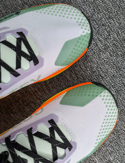 Мужские кроссовки Nike Pegasus Trail 4 Gore-tex 'Yellow Orange' DJ7926-500