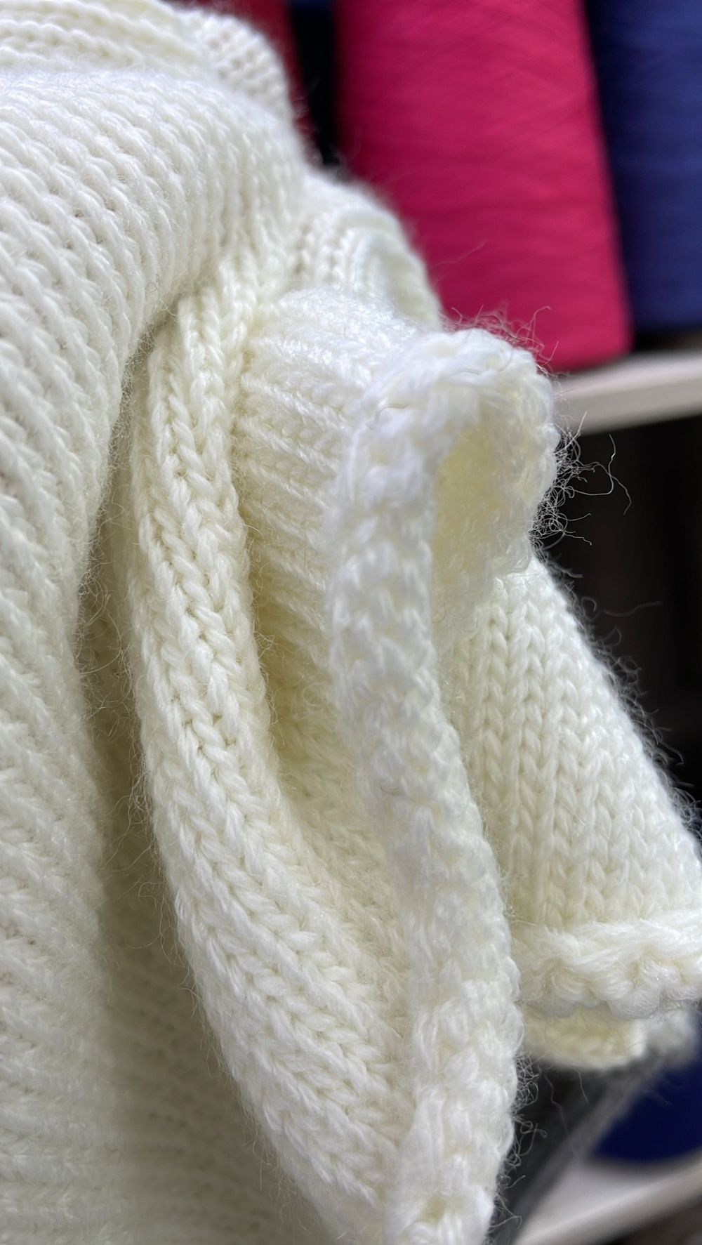 NEW MILL 60% Меринос суперфайн 40% полиамид