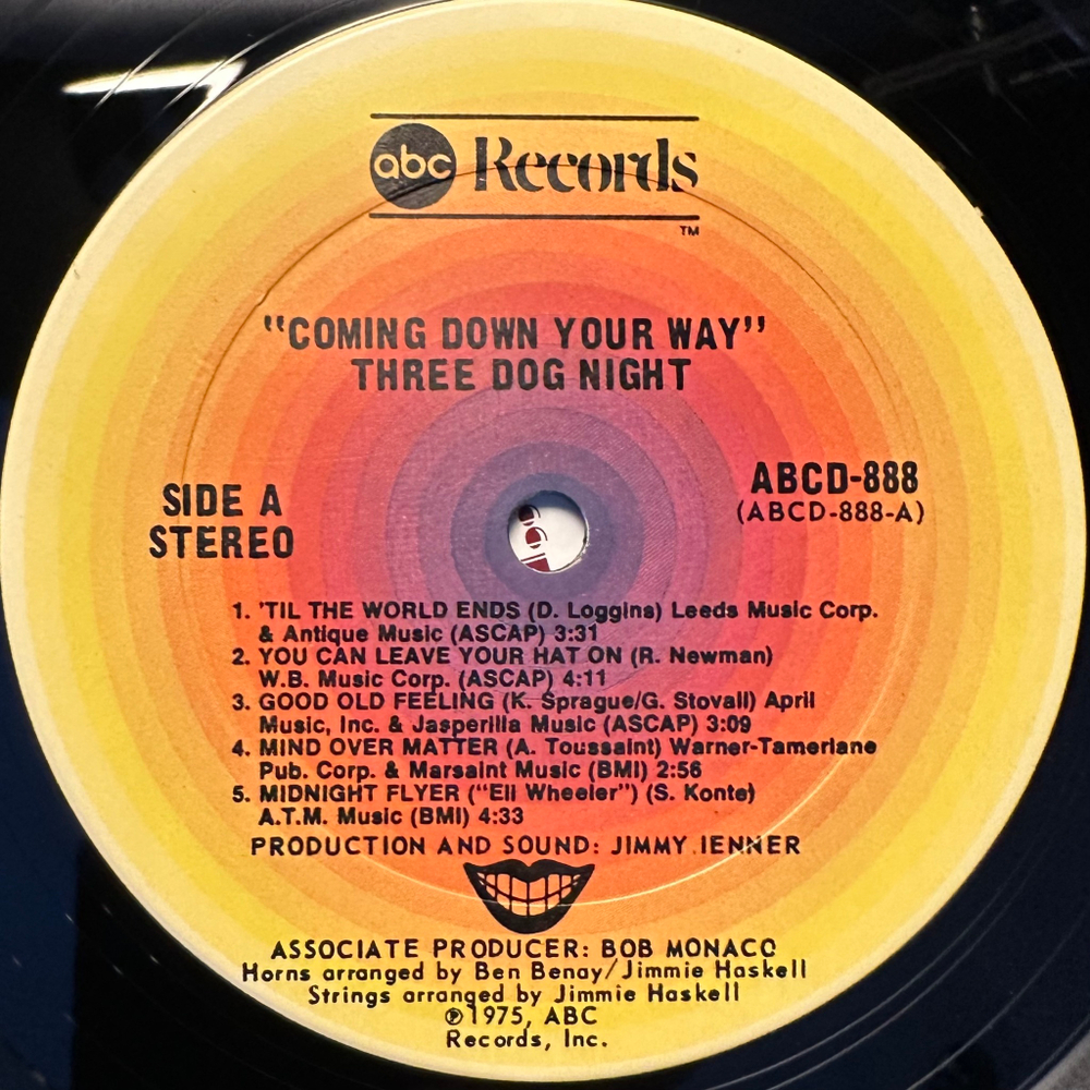 Three Dog Night - Coming Down Your Way (США 1975г.)