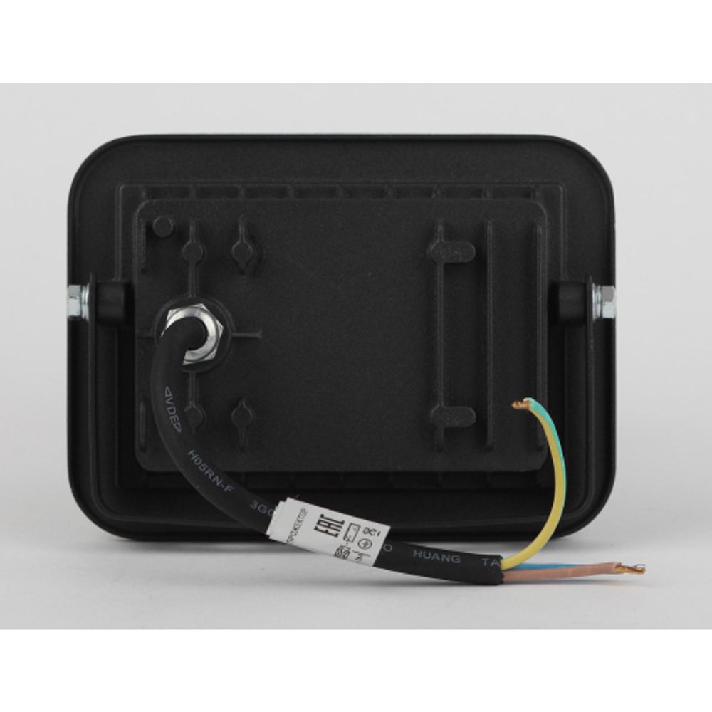 Прожектор светодиодный уличный ЭРА PRO LPR-061-0-65K-020 20Вт 6500К 1900Лм IP65 | Прожекторы PRO