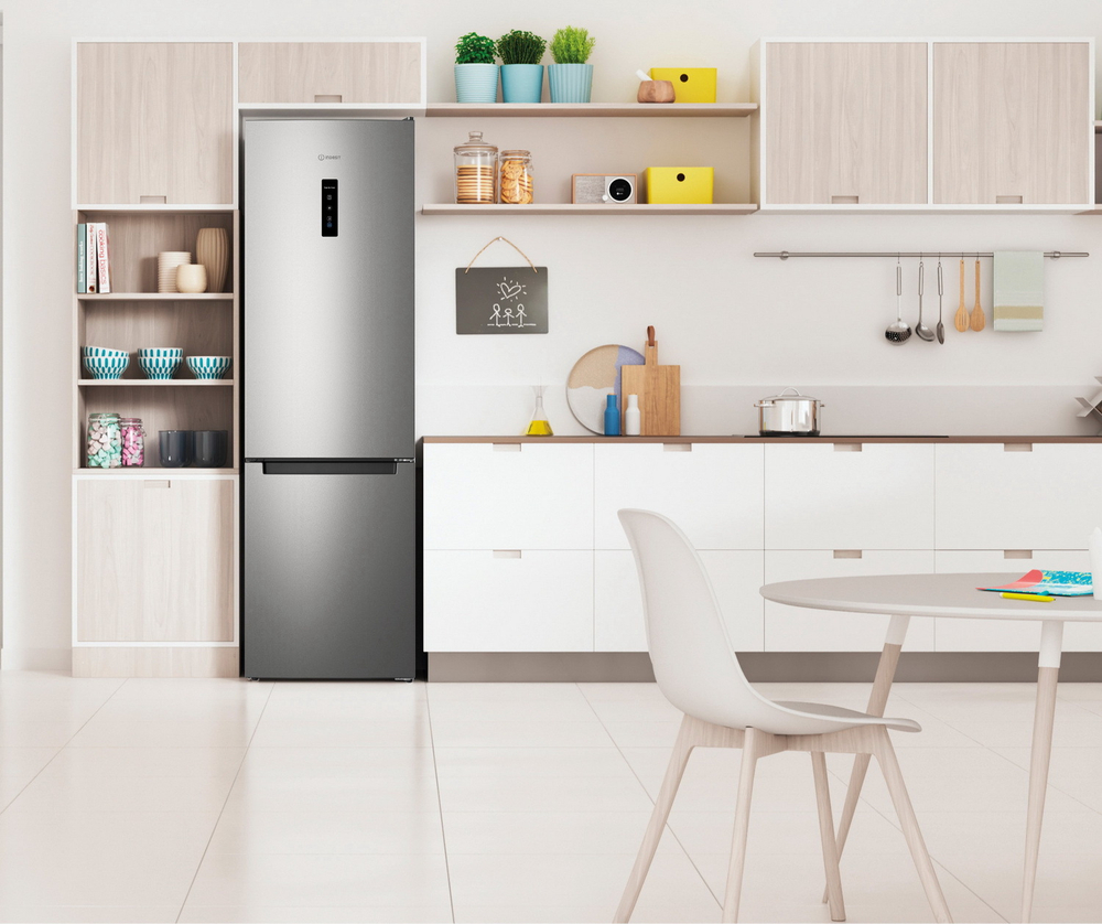 Холодильник INDESIT ITS 5200XB