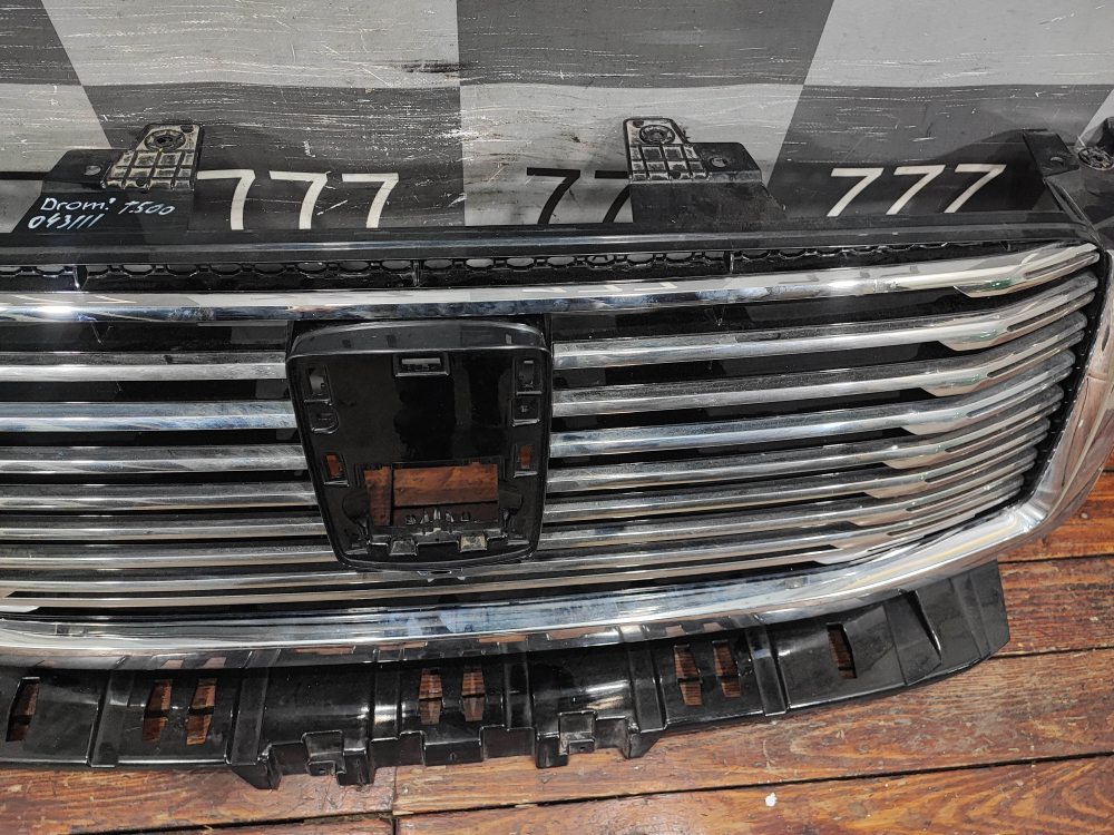 Решетка радиатора Tank 500 21-нв Б/У Оригинал 5509200XKV3CA