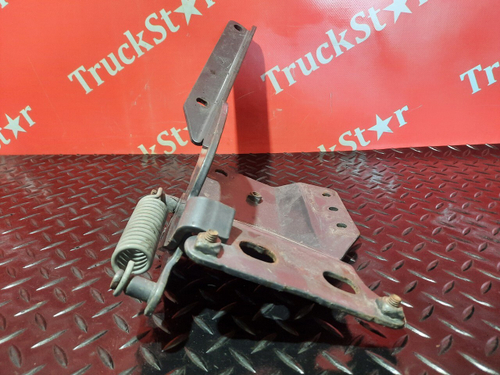 Шарнирная петля подножки обслуживания правая