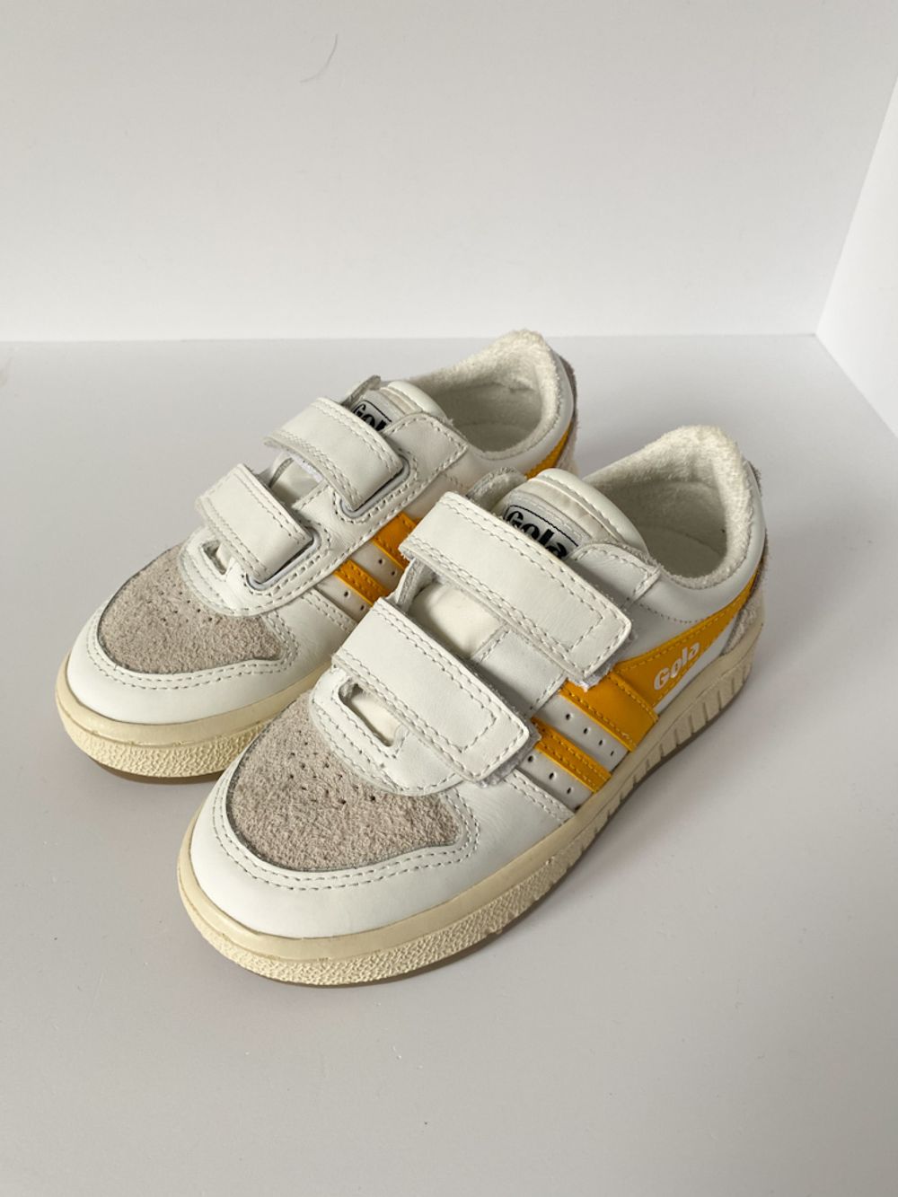 Новые кроссовки  Zara, 28,5