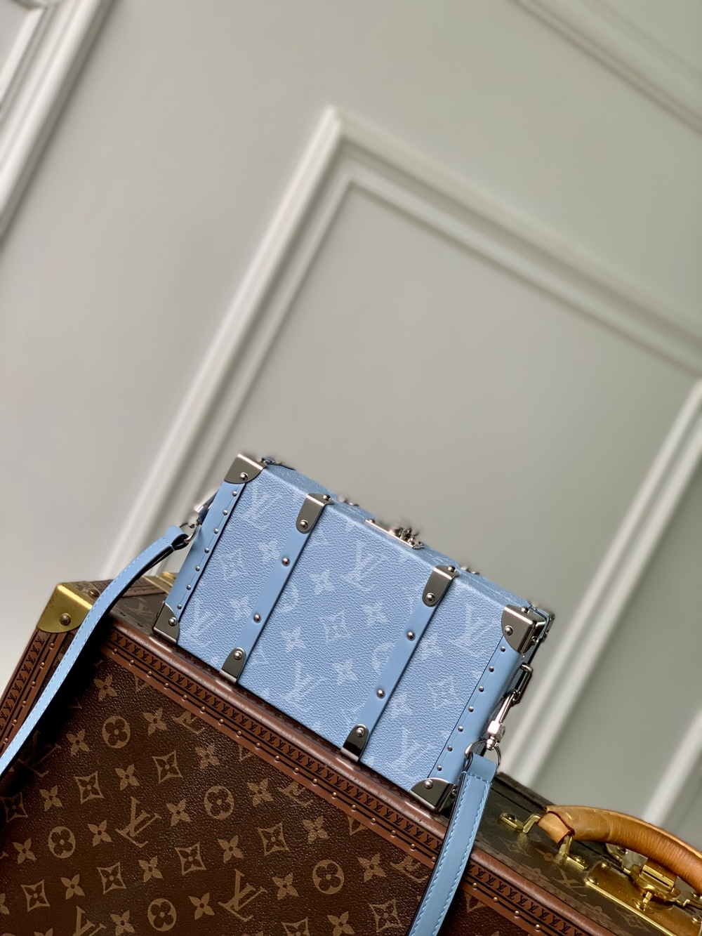 Louis Vuitton Wallet Trunk Taigarama