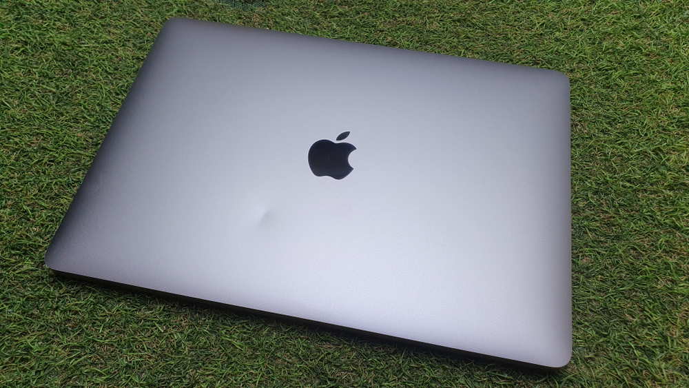 MacBook Air 13 2020 M1 152 цикла A2337