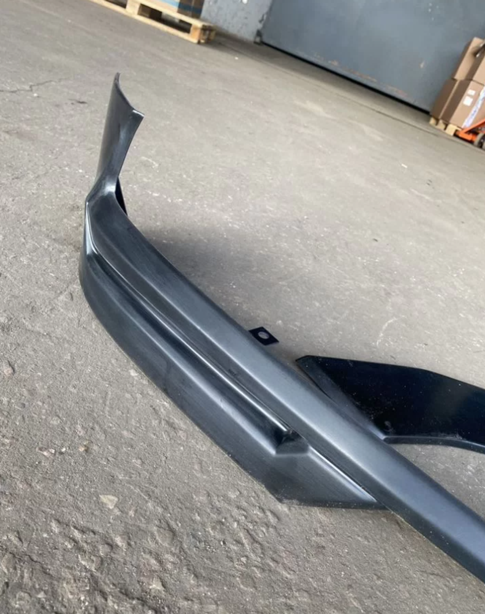 Накладка на передний бампер для Volkswagen Tiguan MK2 (2020—2024)