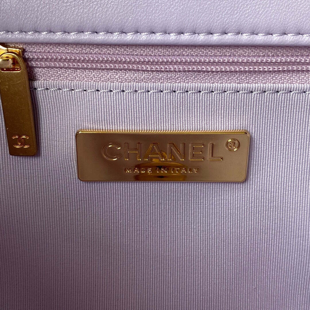 Chanel 19 26 cm