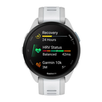 Спортивные часы Garmin Forerunner 165, силиконовый ремешок цвета «туманный серый»/«Уайтстоун» AMOLED-дисплей. Ремешок с классической застёжкой — на запястье обхватом 126–203 мм