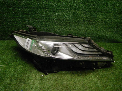 Фара правая Toyota Camry xv70 (2017-2021) LED