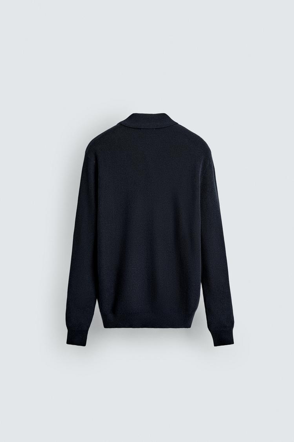 ZARA ПОЛО ИЗ ЖЕМЧУЖНОГО ТРИКОТАЖА, МОРСКОЙ СИНИЙ