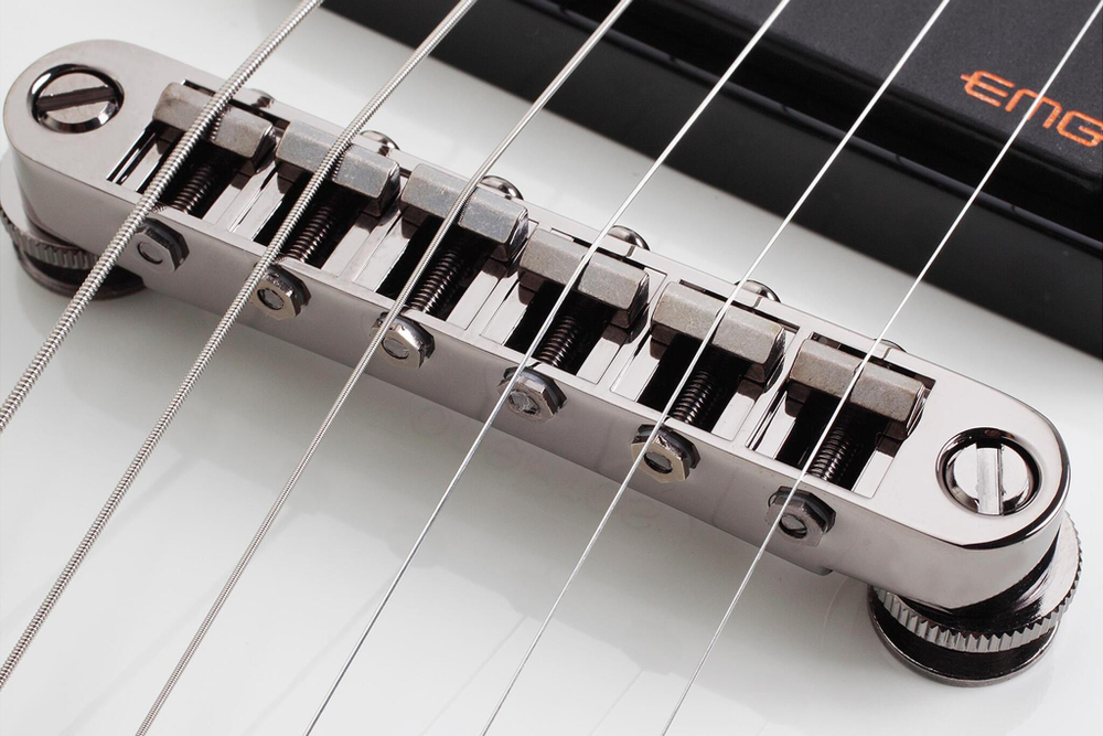 Schecter HELLRAISER C-1 WHITE