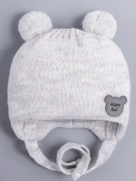 Шапка детская осенняя с завязками и помпонами