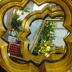 Настенное зеркало Риккардо Голд Объект мечты