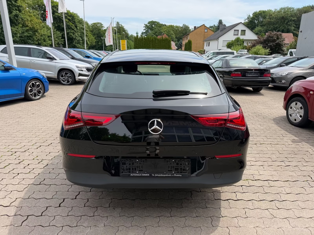 Mercedes-Benz CLA 200