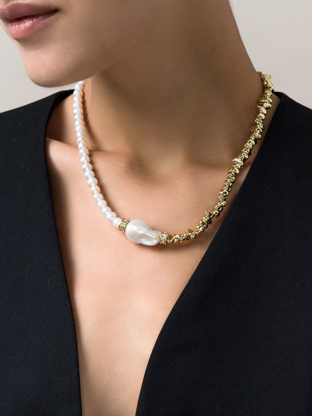Колье Bicolor с жемчугом и гематитом Gold