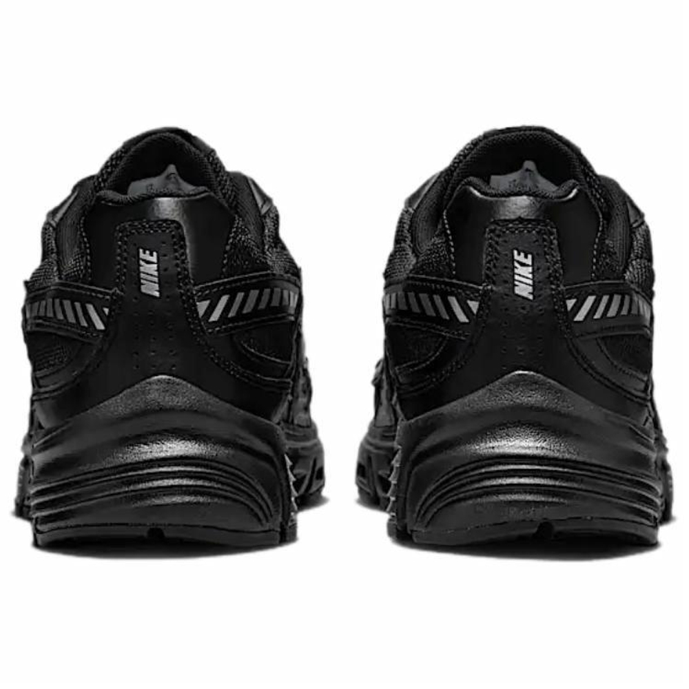 Кроссовки Nike Initiator