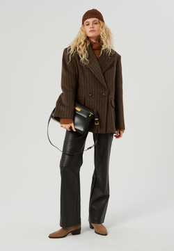 Водолазка из 100% шерсти коричневая