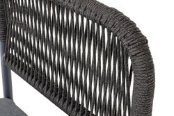 "Нуар" стул плетеный из роупа, каркас алюминий темно-серый (RAL7024) муар, роуп темно-серый круглый, ткань темно-серая 027