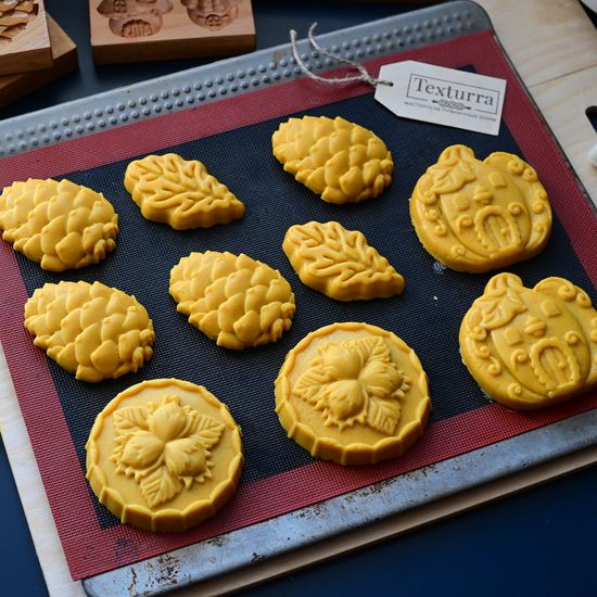 Пряничная форма Орешки