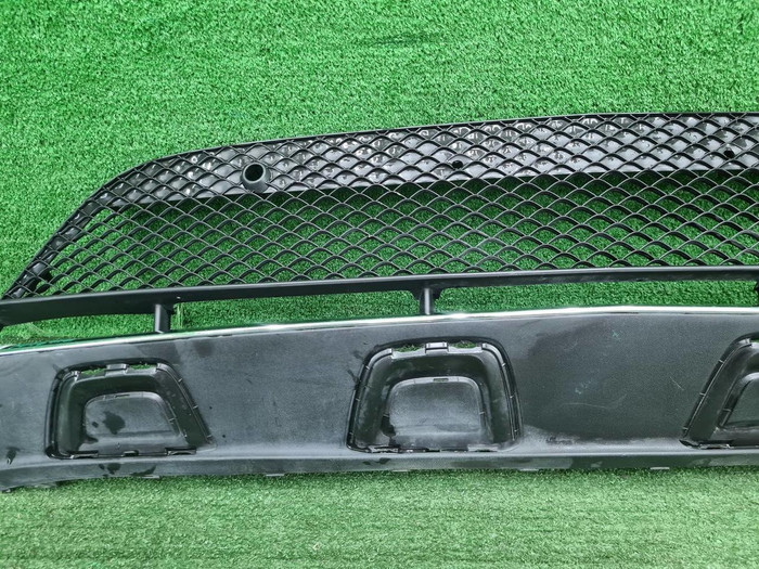 Решетка перед. бампера Mercedes GLC X253 15-19 AMG