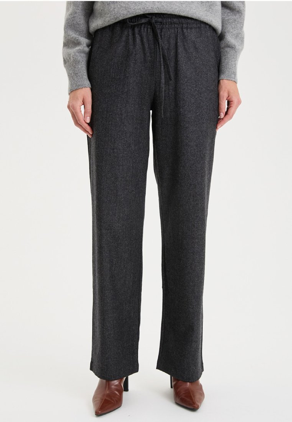 Брюки на резинке из шерсти