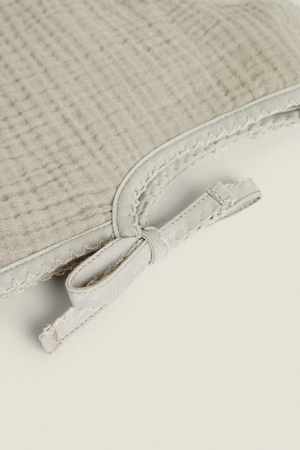 ZARA HOME ДЕТСКИЙ ХЛОПКОВЫЙ НАГРУДНИК, СЕРО-ЗЕЛЕНЫЙ