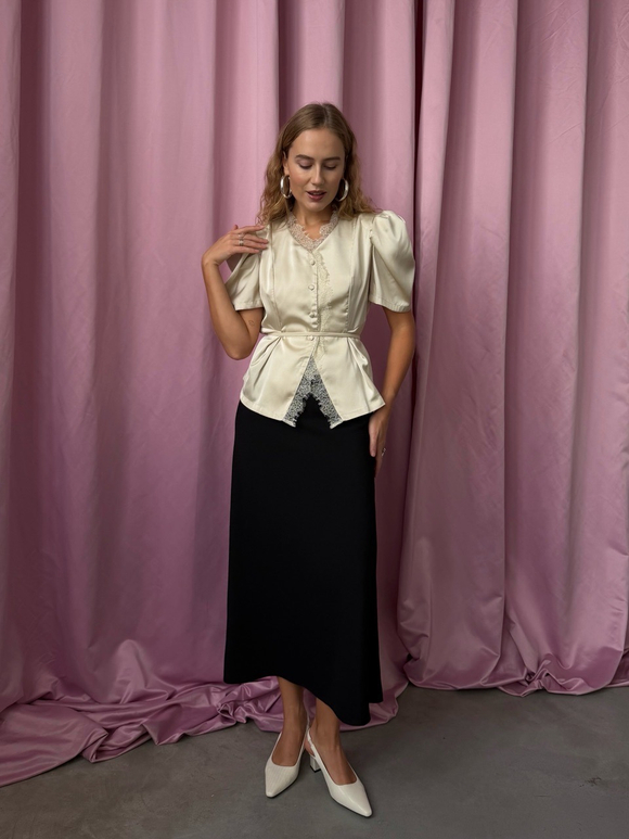 Атласная блуза Alexa молочный