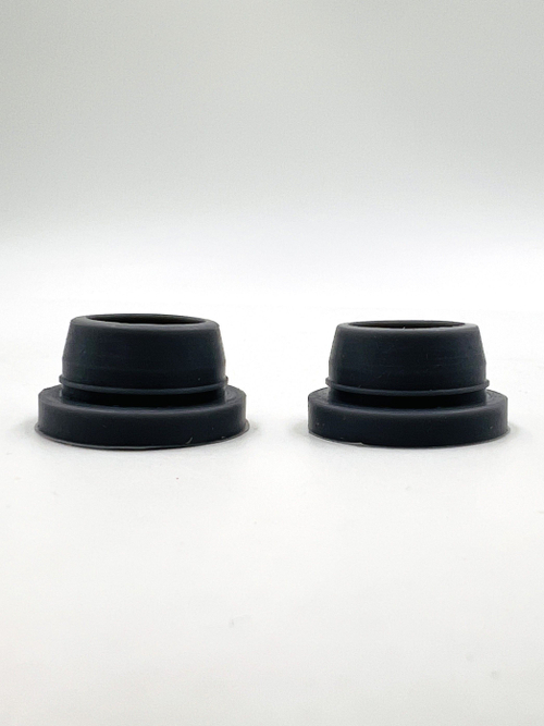 Втулка бачка омывателя (евронасос) 2 шт Лада Ларгус, Kia, Lexus, Nissan, Ford, Toyota серый силикон