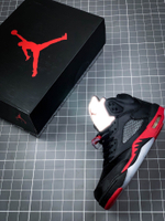 AIR JORDAN 5 RETRO SATIN BRED NOIR/UNIVERSITE ROUGE