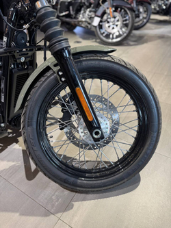 Harley-Davidson Street Bob, 2021