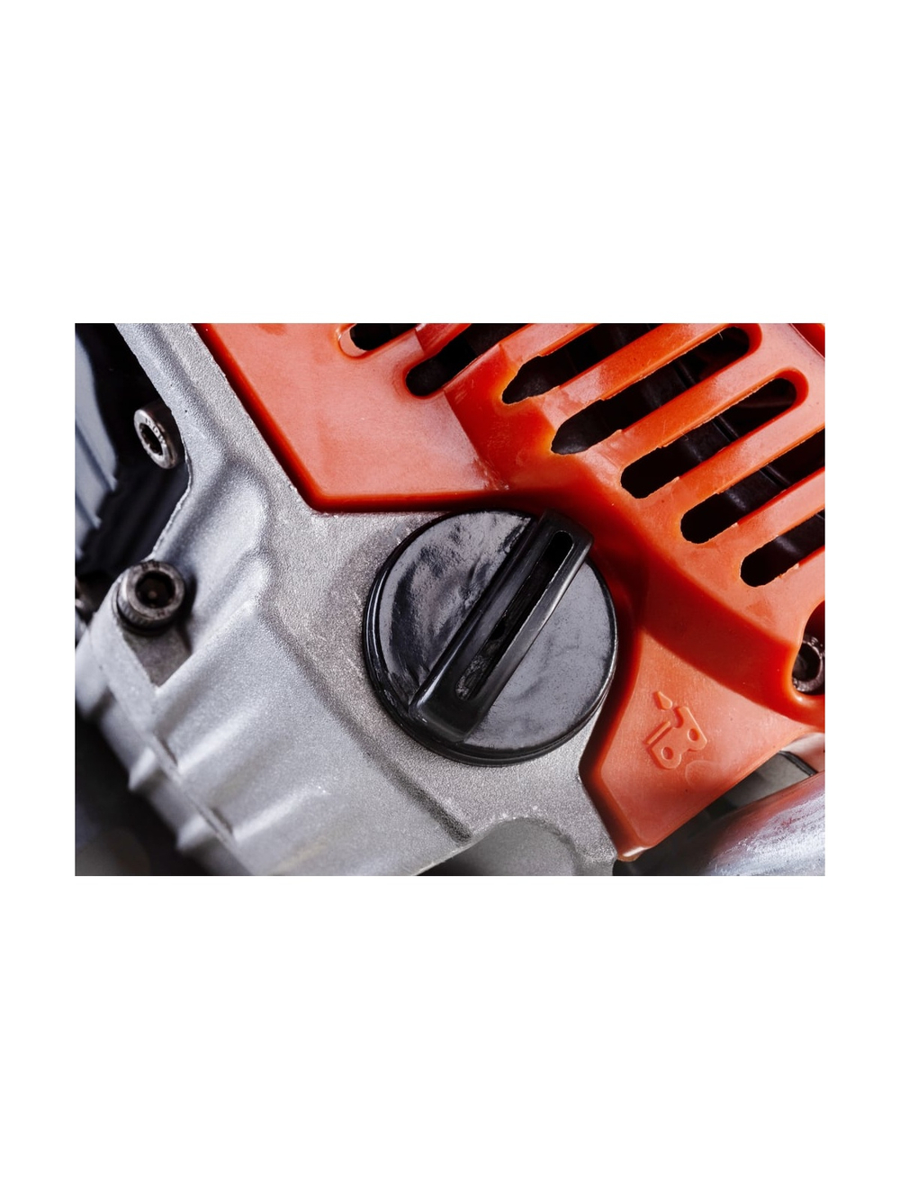 Бензопила 2,2 л.с., 18 дюймов, Gigant YD-KW05-4518