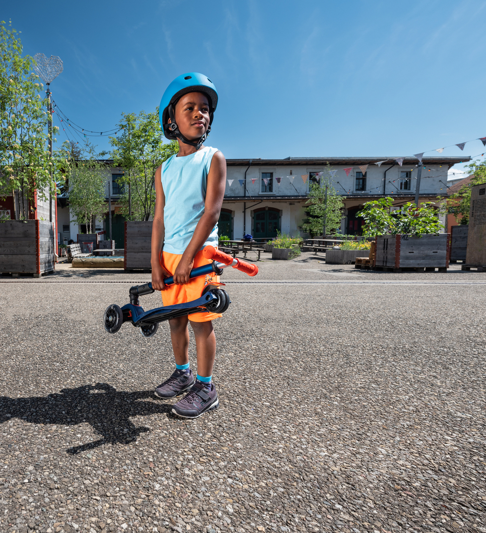 Самокат Maxi Micro Deluxe LED складной синий/красный