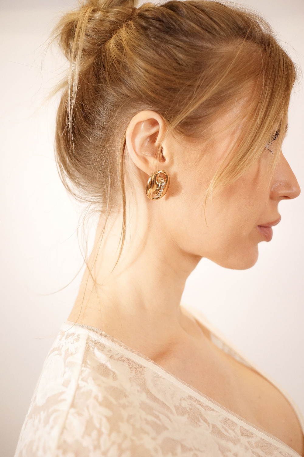 5B8DBB80-C738-4B06-AFB3-0D22E9B5AF6B