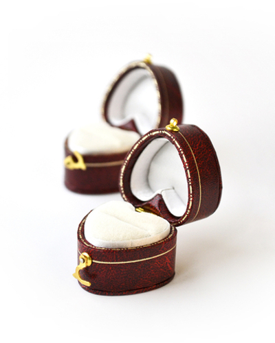 Футляр с оклейкой "сердечко", серия "ОТЕЛЛО", 30х30х33 мм